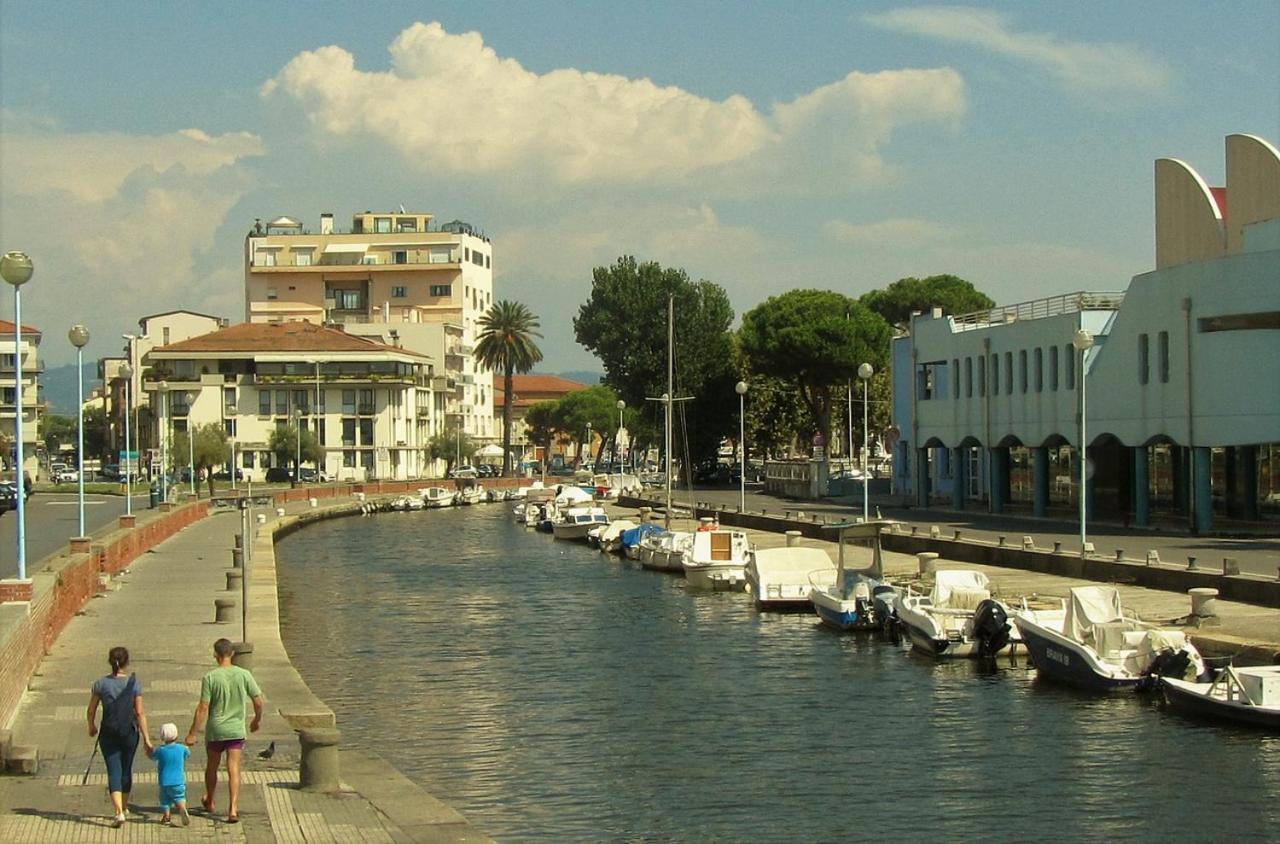 I Levrieri Hotell Torre del Lago Puccini Exteriör bild