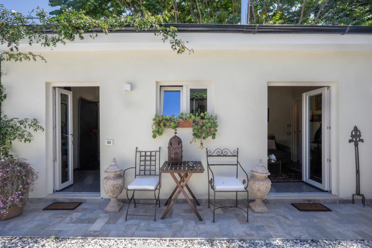 I Levrieri Hotell Torre del Lago Puccini Exteriör bild